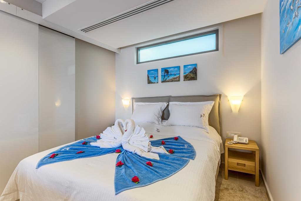 Angels Suites ปลาเตเนียส ภายนอก รูปภาพ
